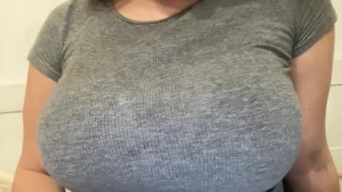 annagal18 online show from March 25, 11:18 pm