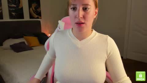 annagrees1 online show from September 12, 9:51 am