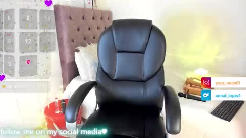 Snapshot of annai_lopez chatting on September 21, 1:15 am onlyfansannai lopez1 online show from September 21, 1:15 am