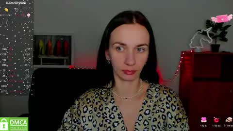 Anna online show from March 8, 4:48 pm