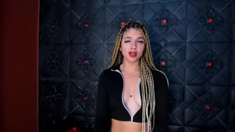 Snapshot of annavi_ chatting on October 17, 7:28 pm Annavi online show from October 17, 7:28 pm