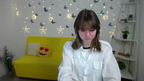 Anna online show from March 7, 9:27 am