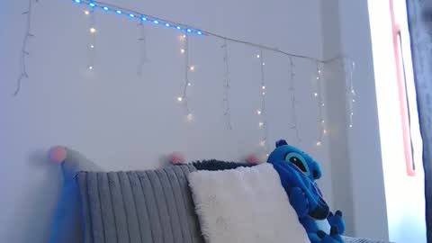 Anne  online show from April 21, 3:52 pm