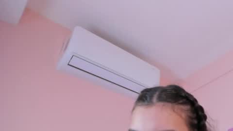anne_millerr online show from July 8, 11:56 am
