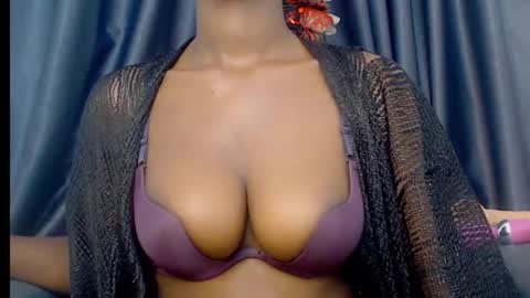 Snapshot of anne_xxxx chatting on October 10, 7:41 pm ann online show from October 10, 7:41 pm