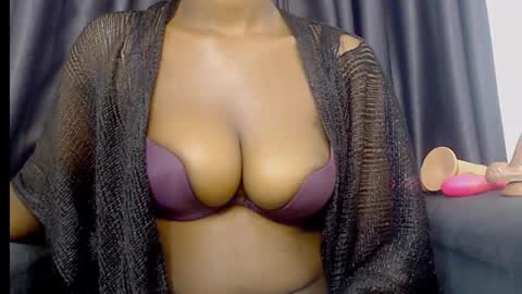 Snapshot of anne_xxxx chatting on October 11, 9:39 pm ann online show from October 11, 9:39 pm