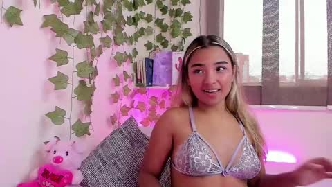 Anne online show from January 28, 10:23 pm