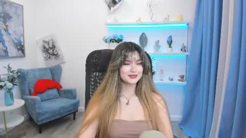 annetli online show from June 7, 7:43 pm