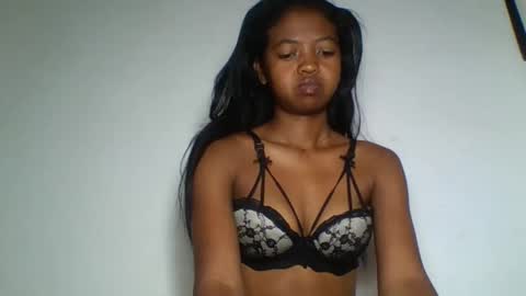 annica86 online show from April 25, 4:37 pm