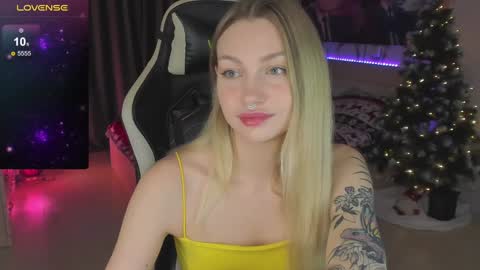 Annie online show from January 18, 4:15 am