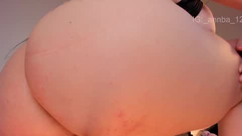 annie_barozzi online show from March 9, 4:26 am