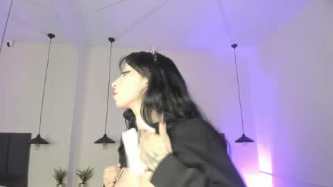 Snapshot of annie_gr chatting on October 7, 7:29 pm annie online show from October 7, 7:29 pm