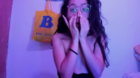 annie_rosse1017 online show from February 23, 5:30 am