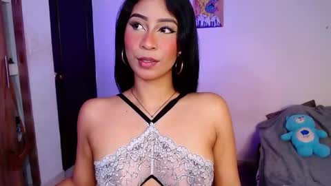 AnnieBlu3 online show from September 30, 10:32 am