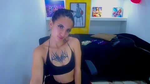 Anniee online show from February 17, 12:38 pm