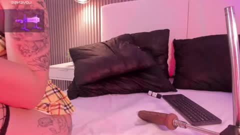 ANNIE  online show from April 25, 9:45 pm