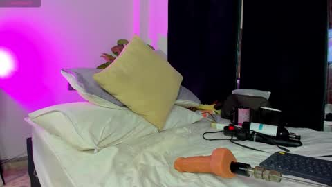 Annita online show from November 12, 7:12 pm