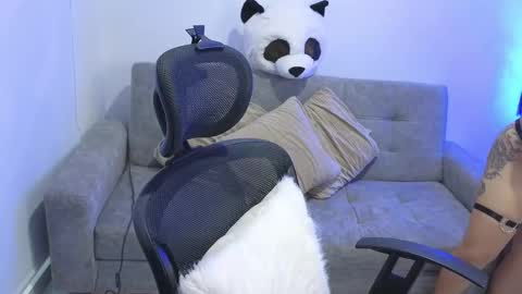 Snapshot of anny_louis chatting on October 5, 7:41 pm ANNY LOUIS online show from October 5, 7:41 pm