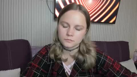 Snapshot of anny_love_you chatting on October 7, 9:30 pm anny_love_you online show from October 7, 9:30 pm