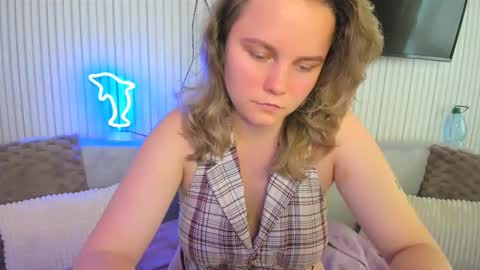 Snapshot of anny_love_you chatting on October 13, 1:03 pm anny_love_you online show from October 13, 1:03 pm