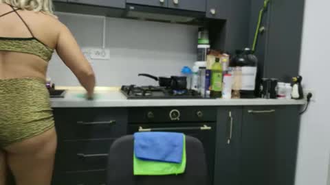 Annyfit4you online show from October 2, 6:57 pm