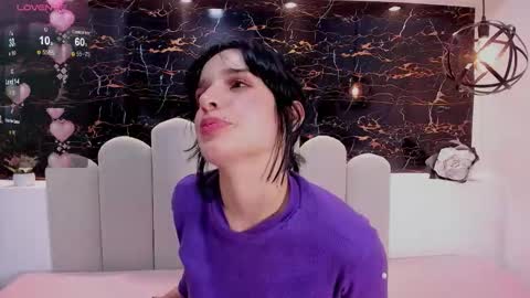 Anny online show from March 6, 9:10 pm