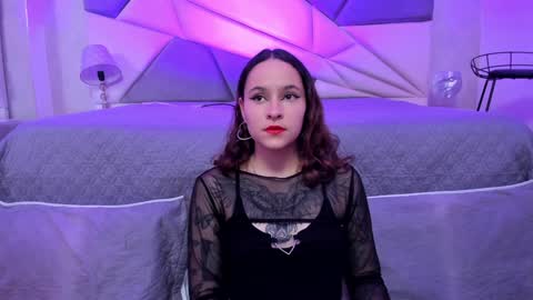 Snapshot of annythomsonn chatting on January 12, 8:36 pm AnnyT online show from January 12, 8:36 pm