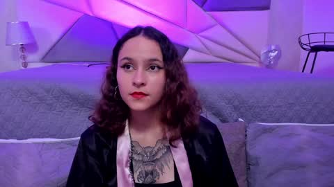 Snapshot of annythomsonn chatting on January 9, 10:09 pm AnnyT online show from January 9, 10:09 pm
