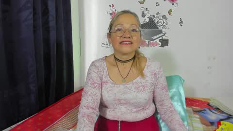 Snapshot of anthonela_mature_ chatting on January 24, 8:00 pm anthonela_mature_ online show from January 24, 8:00 pm