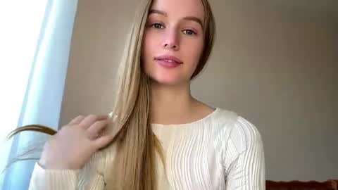 Viktoria online show from June 11, 3:20 pm