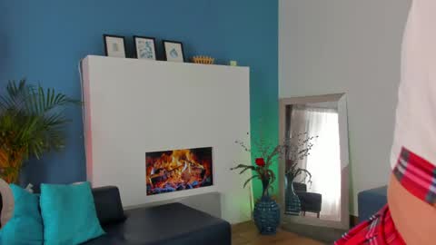 Antonella online show from April 25, 7:55 pm