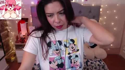 Snapshot of antolyh_c chatting on September 10, 1:44 pm antolyh_c online show from September 10, 1:44 pm