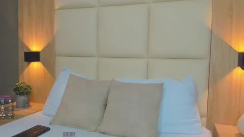 A N T O N E L L A  online show from October 27, 12:55 pm