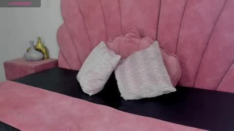 antonella_foxxxx online show from April 18, 10:31 pm