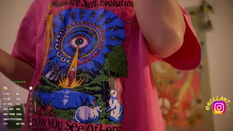 Nell. online show from February 13, 1:40 am