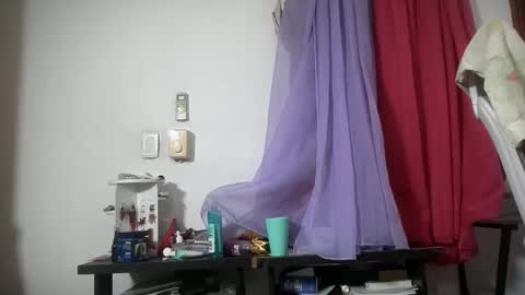 Antonia online show from April 7, 4:47 am