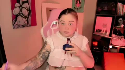   Independent model  online show from June 27, 6:58 pm