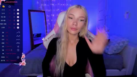 Anya online show from November 19, 2:22 am