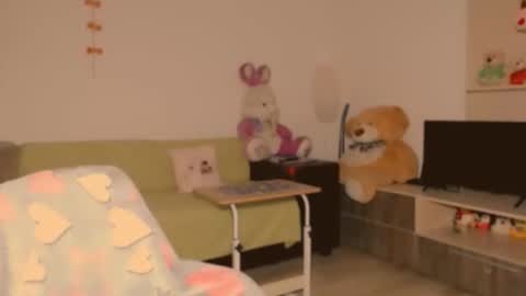 An online show from April 23, 9:17 pm