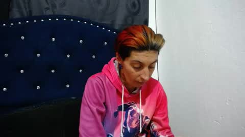 anyu online show from January 6, 2:26 am