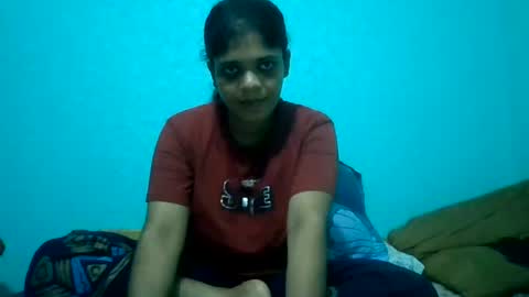 Aparalux online show from August 3, 4:45 pm