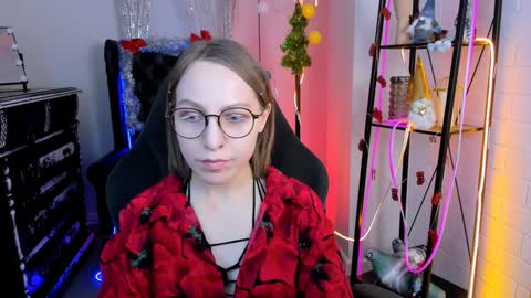 APHEX QUEEN online show from December 15, 3:09 pm