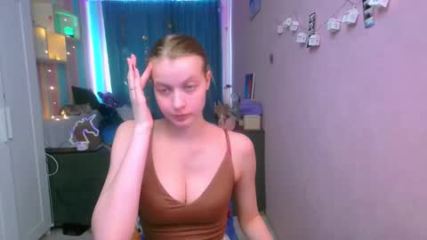 Aphrodite online show from February 22, 9:34 am