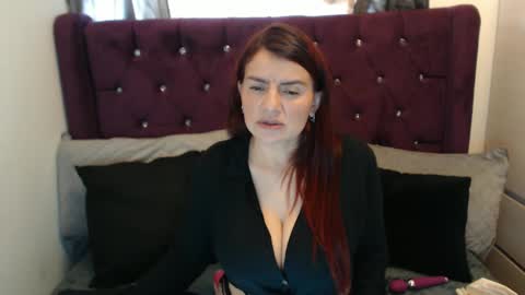 April online show from September 22, 5:22 pm