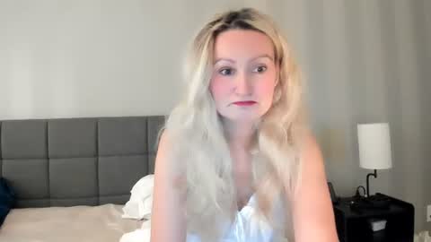 Audrey Im usually online every single day except sundays from  and 20 pm uk time online show from August 5, 8:48 pm