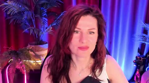 aprill_o_nill online show from April 29, 4:31 pm