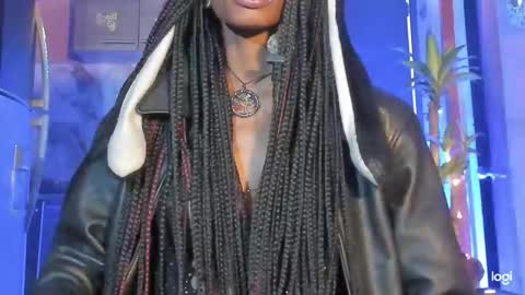 aprillebony319262 online show from January 8, 4:22 pm