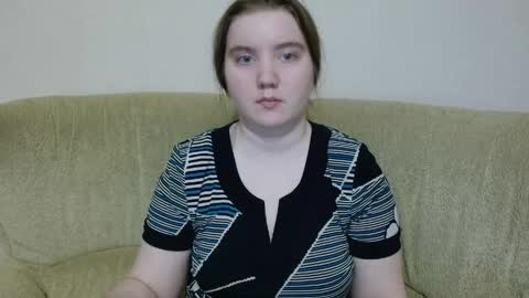 Josefin online show from June 4, 9:14 am