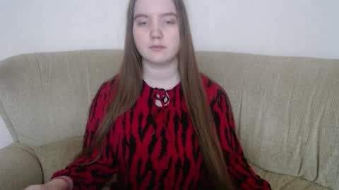 Josefin online show from March 4, 8:32 am