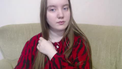 Josefin online show from November 30, 7:23 am